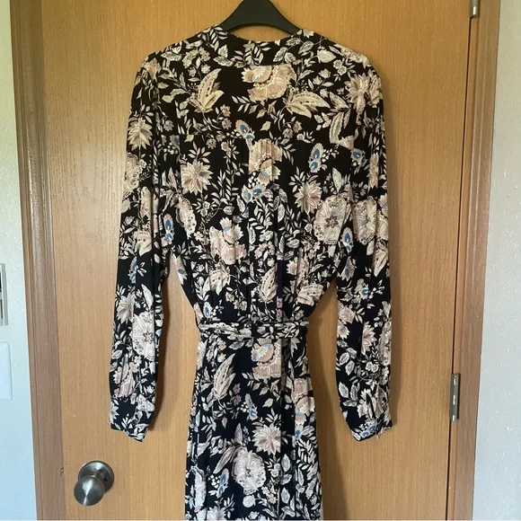 Sezane Lauretta Dress Flower Fond Noir - Size 42 - Picture 7 of 7